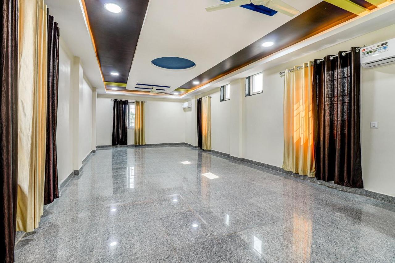 Oyo Sri Singampalli Residency Raspari Palao Exterior foto
