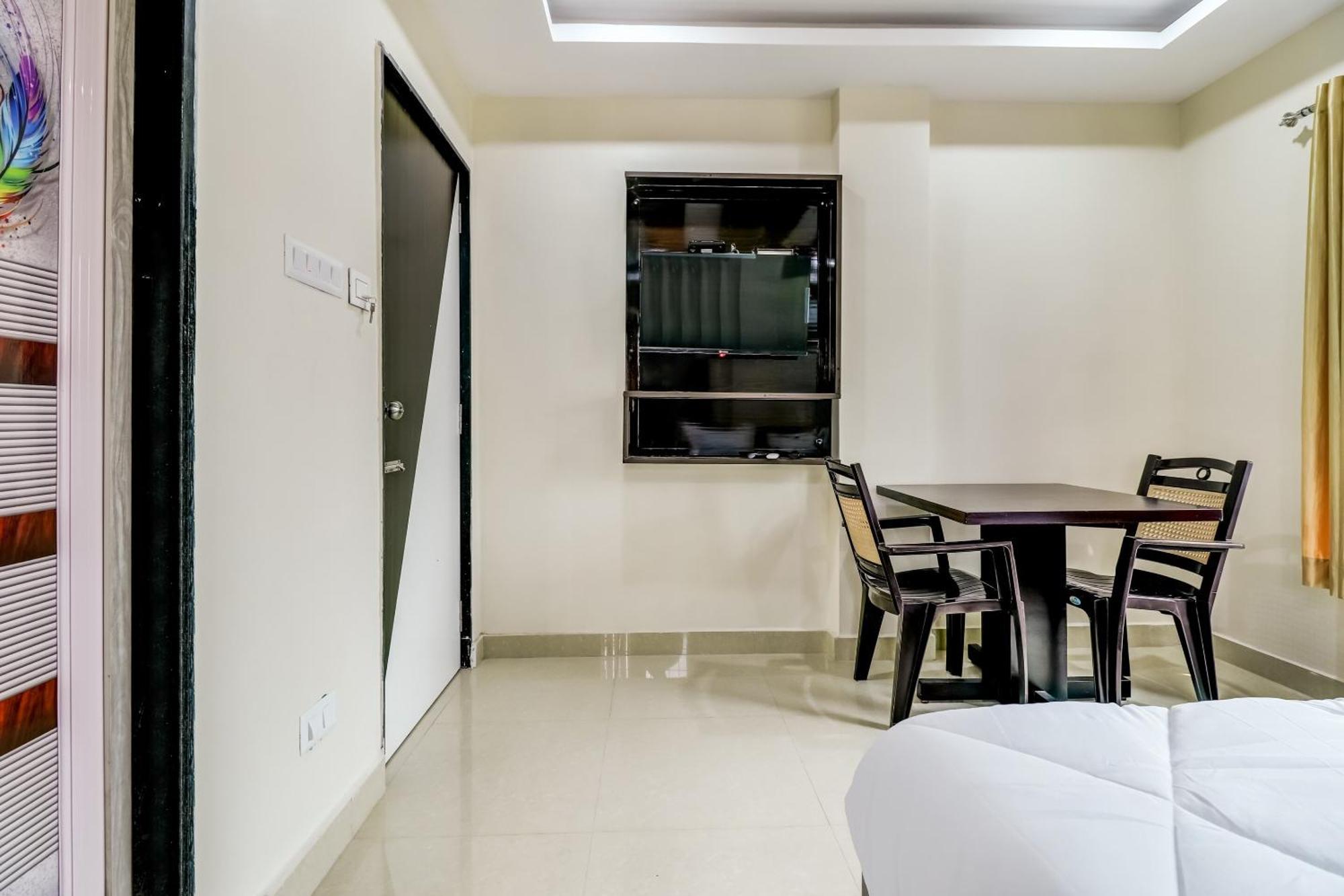 Oyo Sri Singampalli Residency Raspari Palao Exterior foto